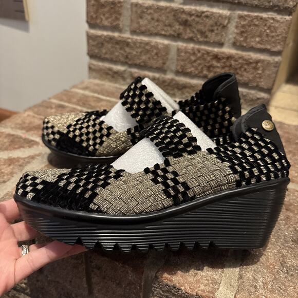 New Bernie Mev Lulia Wedge Mary Jane Shoes Size 39 EU US8 Bronze/Black Velvet - Picture 5 of 12